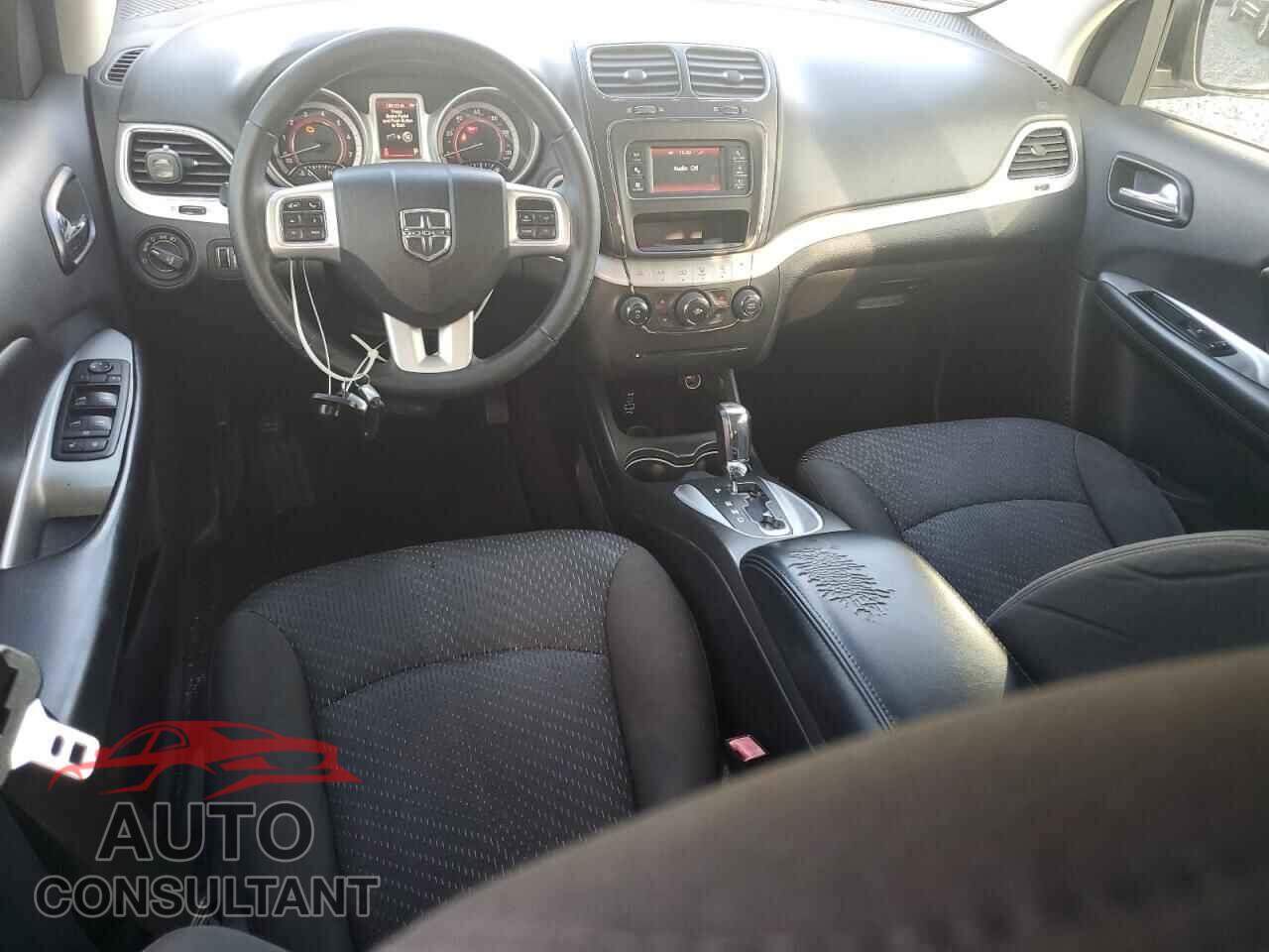 DODGE JOURNEY 2017 - 3C4PDCBBXHT587602