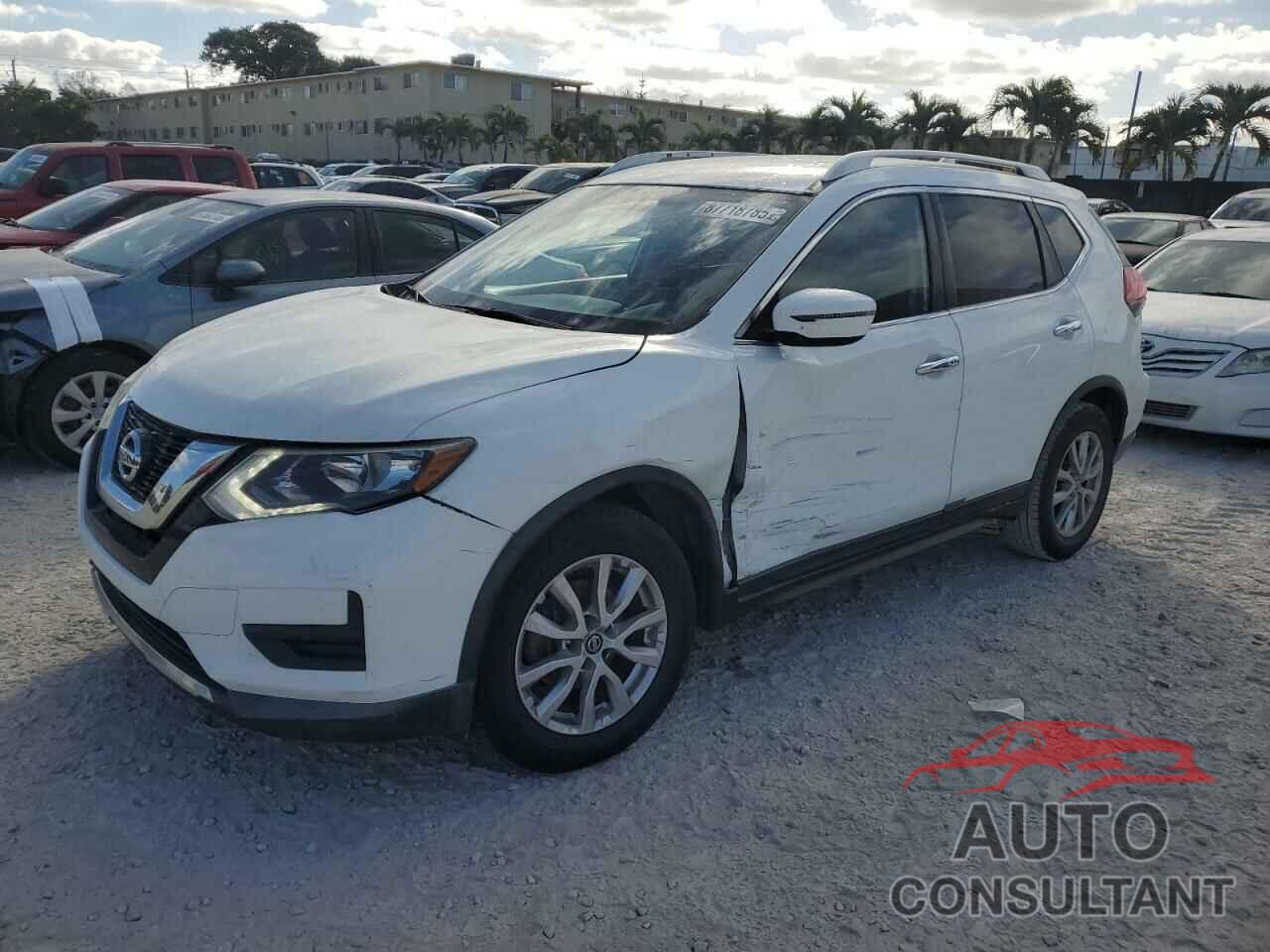 NISSAN ROGUE 2017 - KNMAT2MT9HP526464