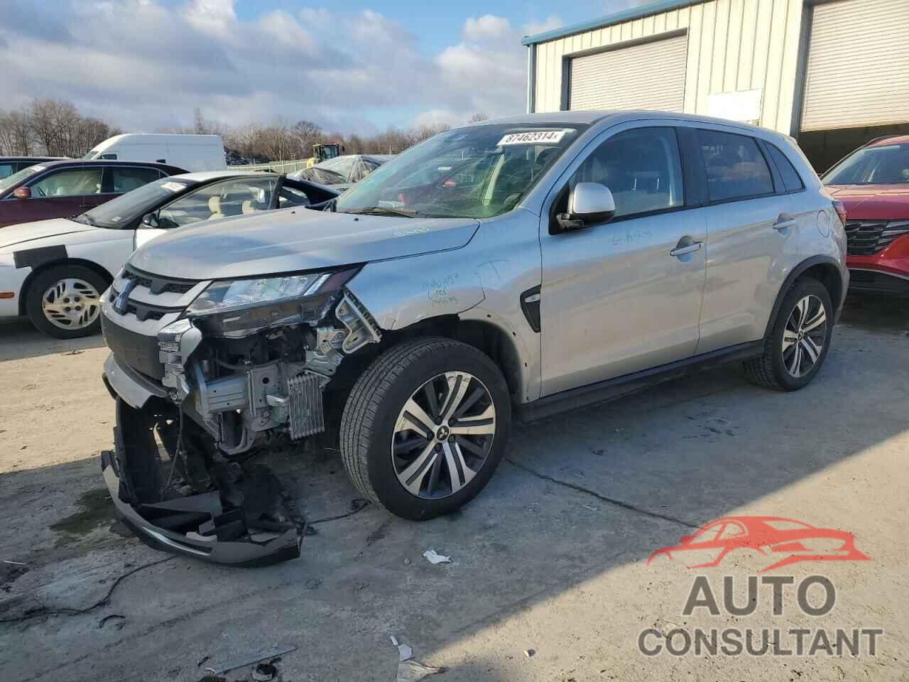 MITSUBISHI OUTLANDER 2022 - JA4APUAU7NU010401