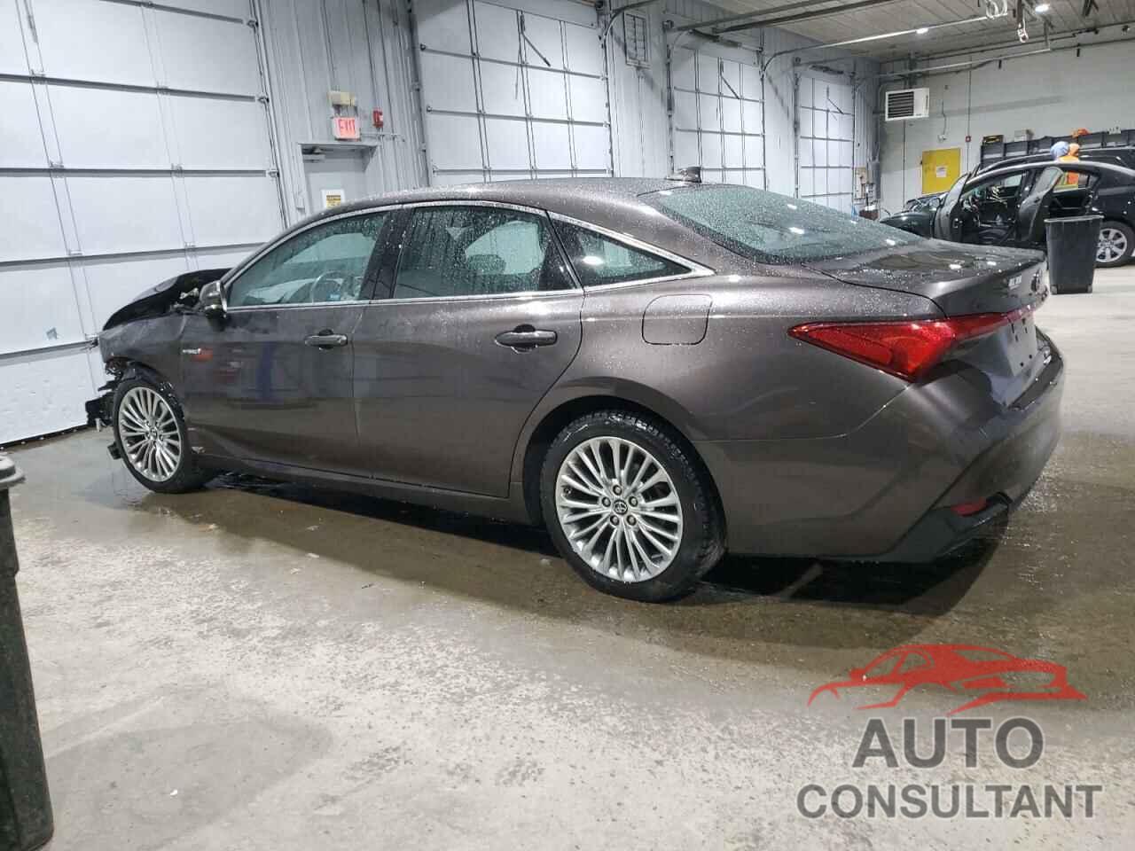 TOYOTA AVALON 2019 - 4T1B21FB2KU002891