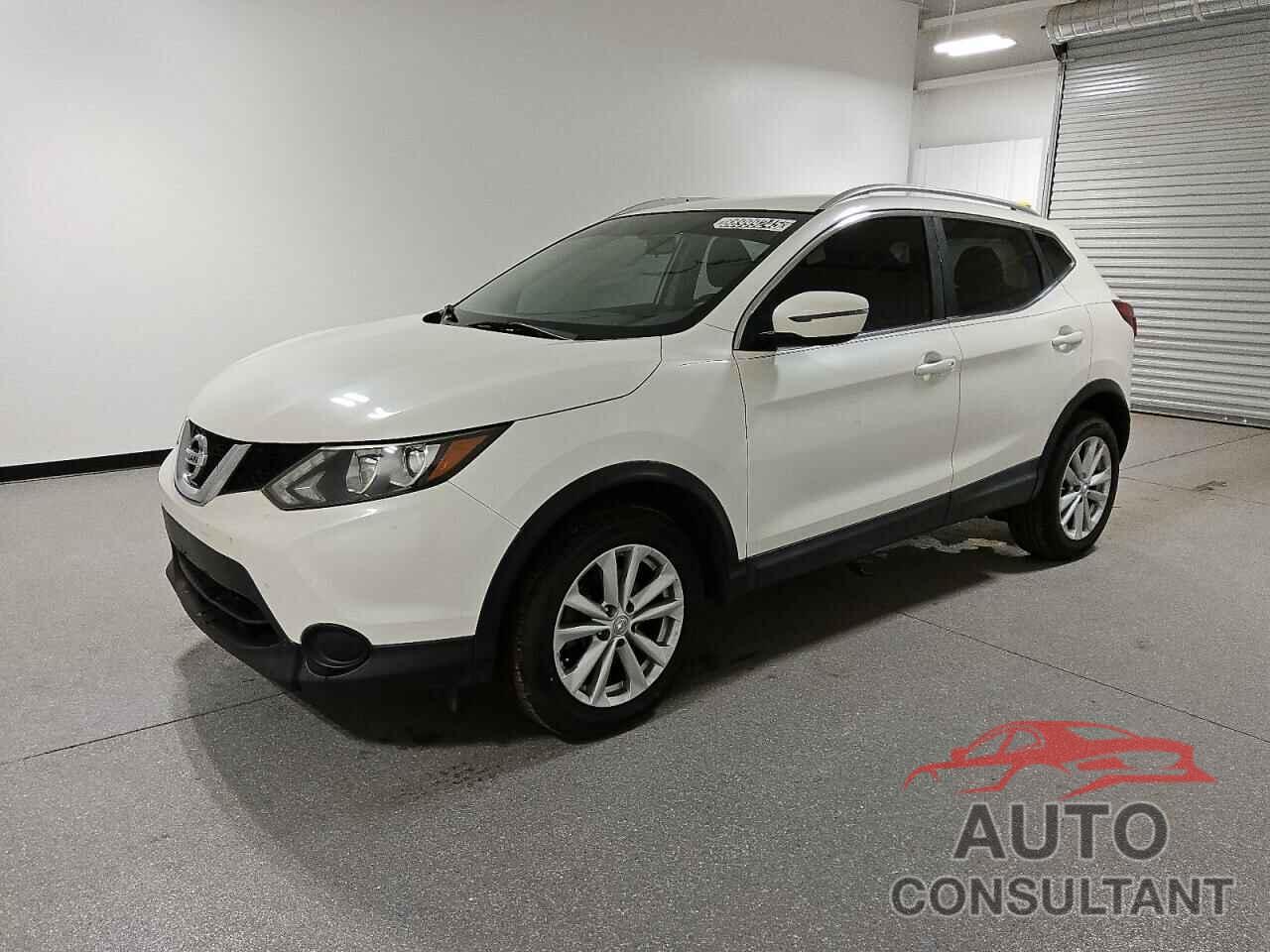 NISSAN ROGUE 2017 - JN1BJ1CP7HW013621