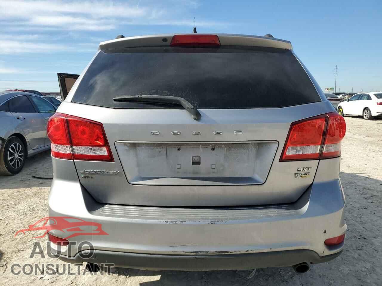 DODGE JOURNEY 2015 - 3C4PDCBG7FT682353
