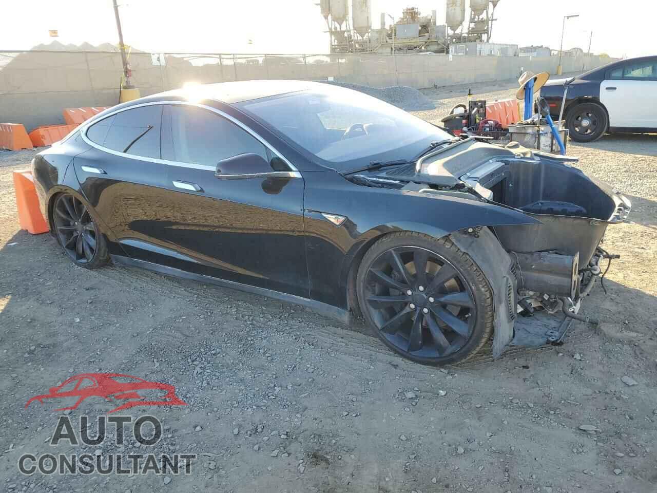 TESLA MODEL S 2013 - 5YJSA1DP9DFP13733