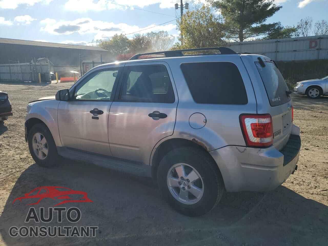 FORD ESCAPE 2010 - 1FMCU0DG1AKB64366
