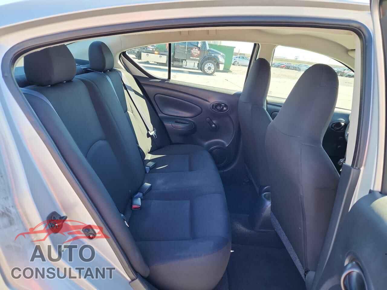 NISSAN VERSA 2017 - 3N1CN7AP3HL855800