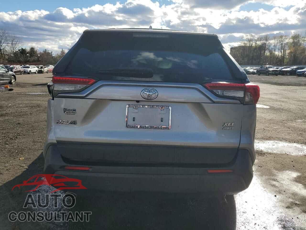 TOYOTA RAV4 2019 - JTMP1RFV6KD040307