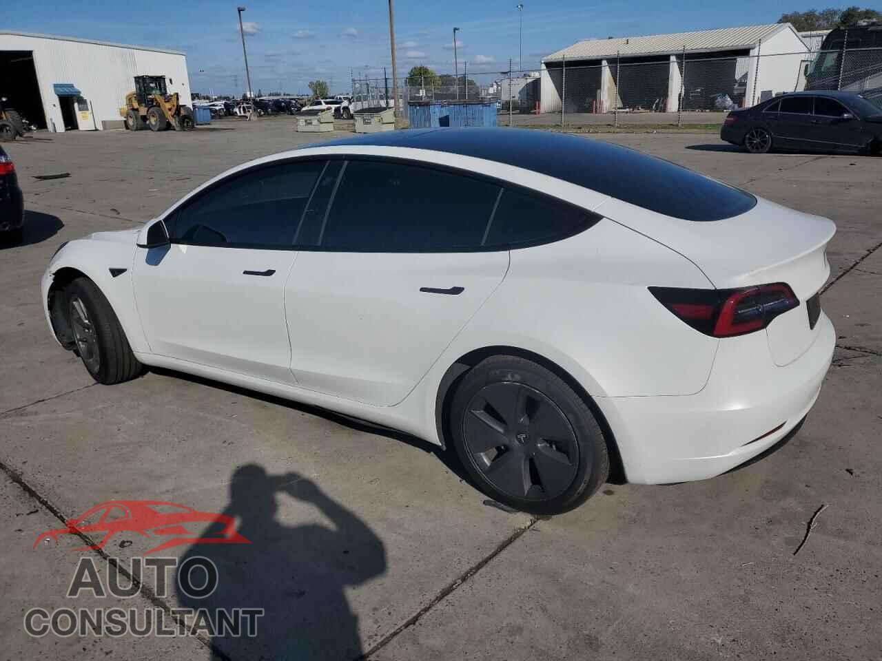 TESLA MODEL 3 2023 - 5YJ3E1EA4PF413394
