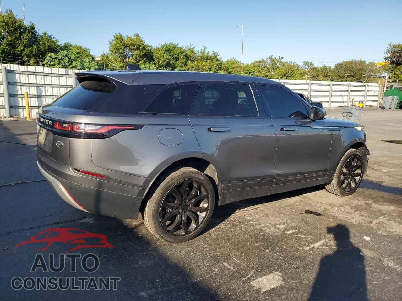 LAND ROVER RANGEROVER 2018 - SALYB2RN4JA724169