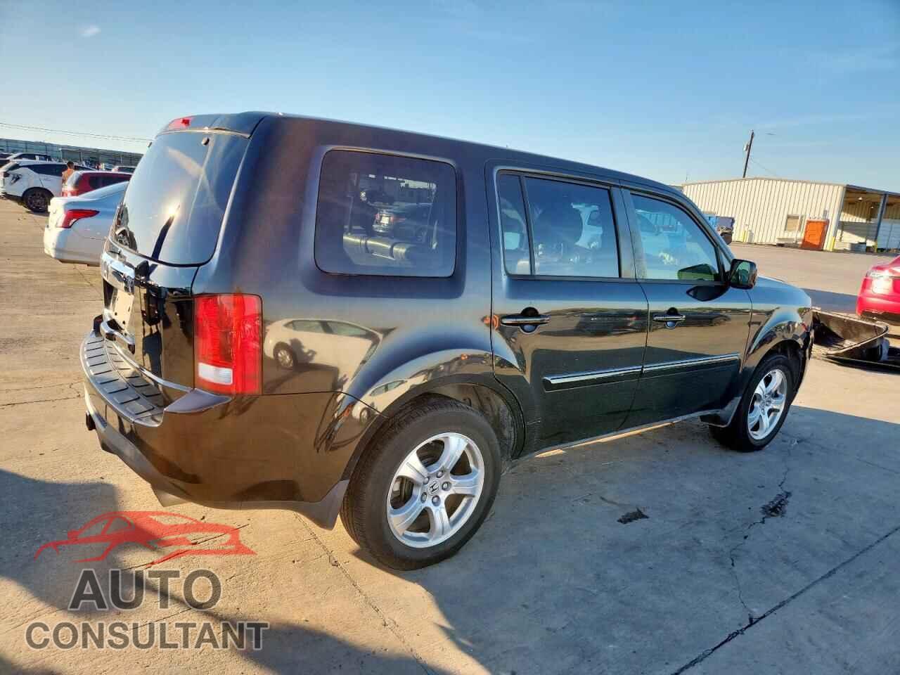 HONDA PILOT 2013 - 5FNYF3H62DB006272
