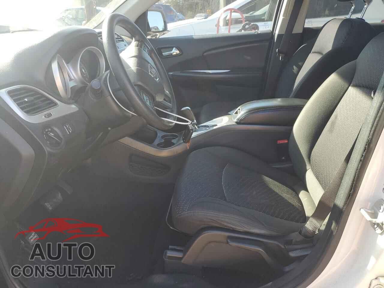 DODGE JOURNEY 2019 - 3C4PDCAB6KT758080