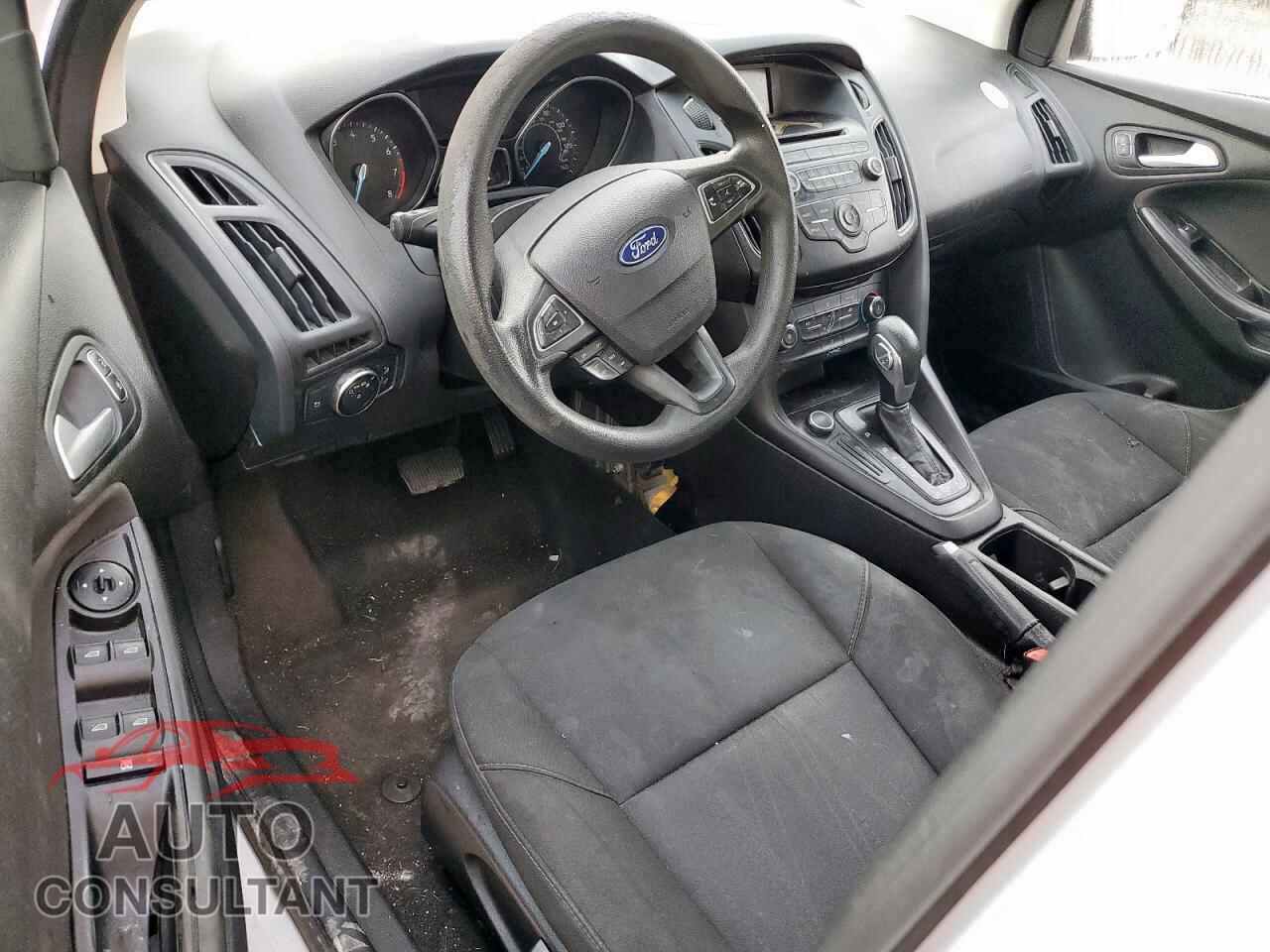 FORD FOCUS 2017 - 1FADP3F25HL300043
