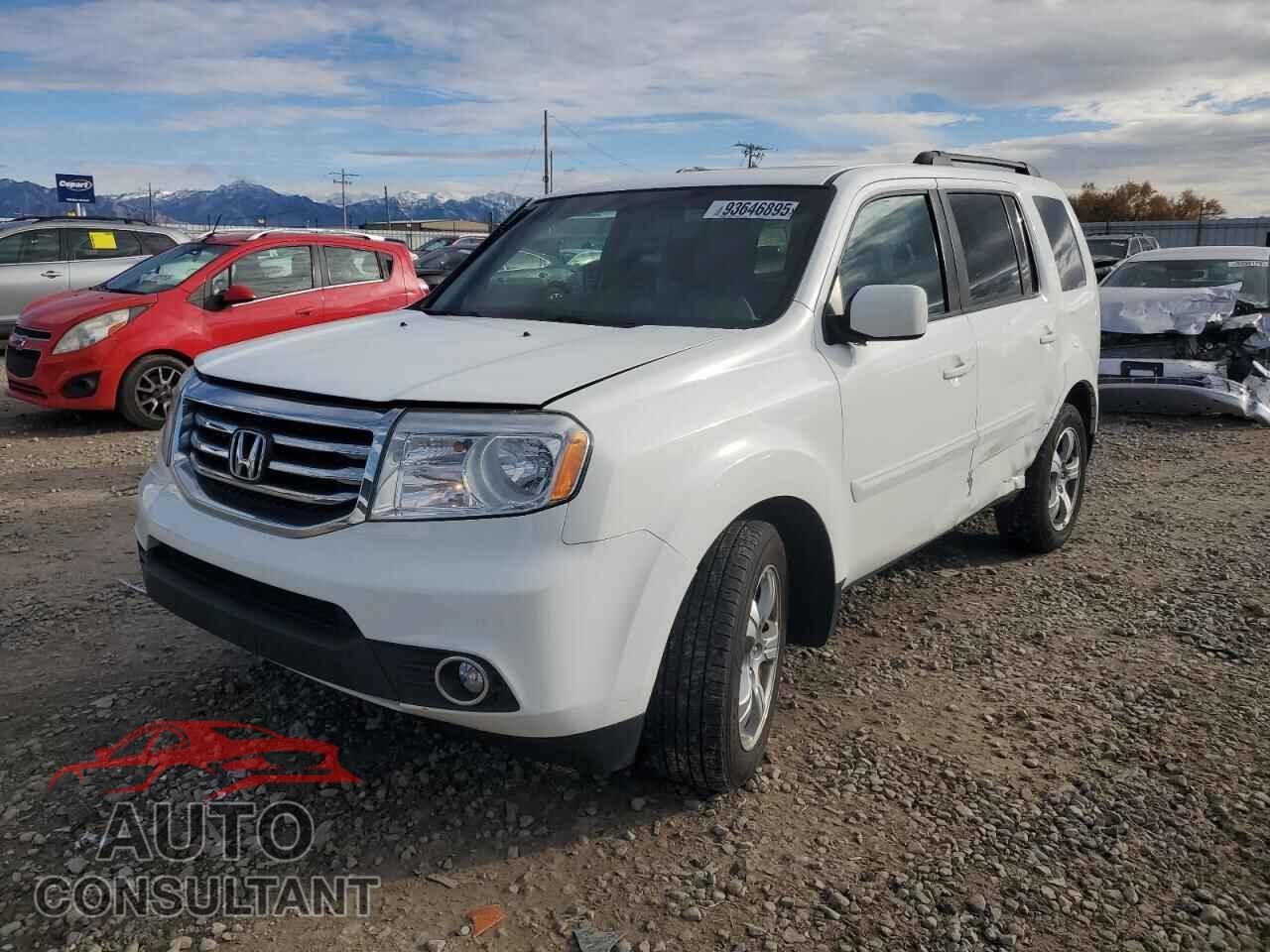 HONDA PILOT 2013 - 5FNYF4H59DB083105