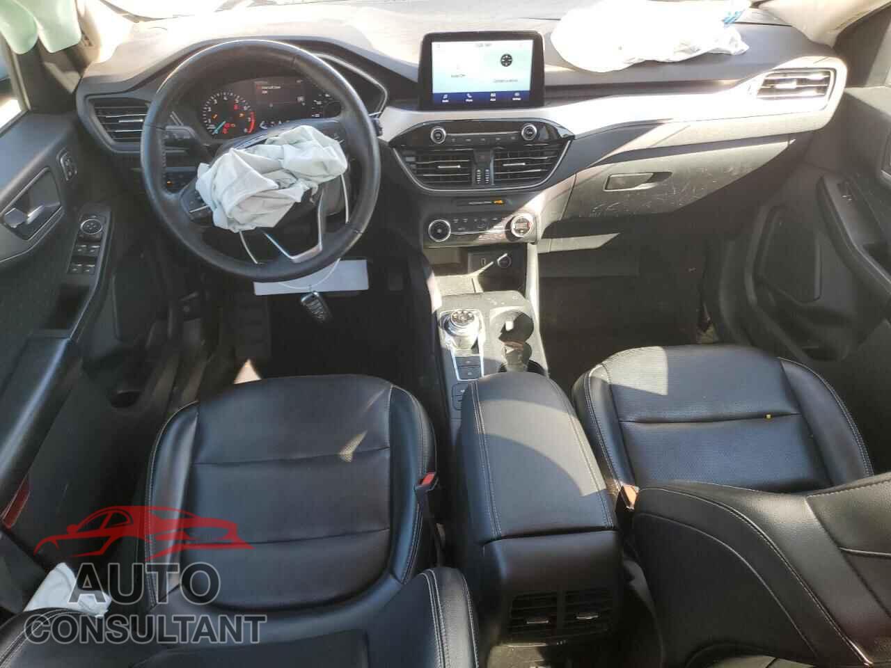 FORD ESCAPE 2020 - 1FMCU0H62LUA81120