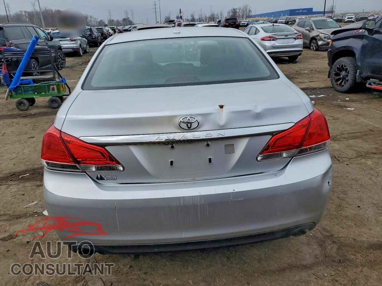 TOYOTA AVALON 2011 - 4T1BK3DB5BU392920