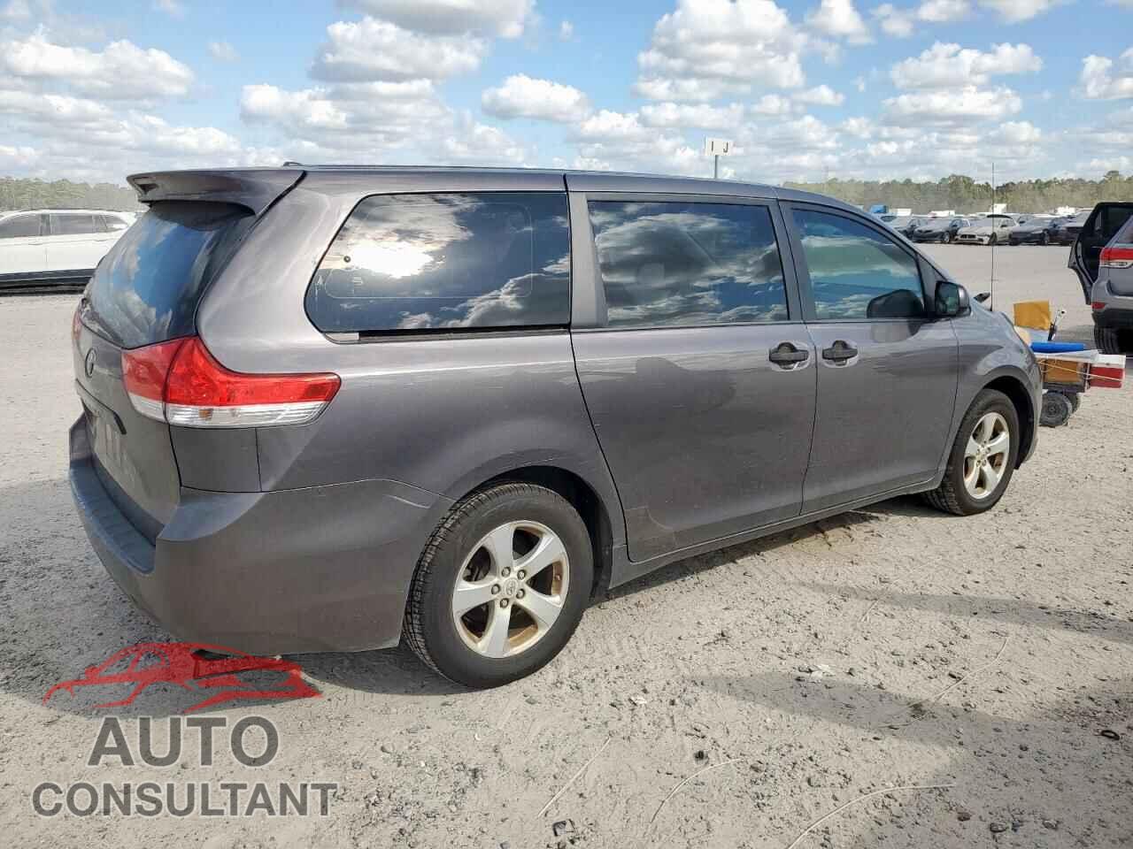 TOYOTA SIENNA 2012 - 5TDKA3DC4CS012052
