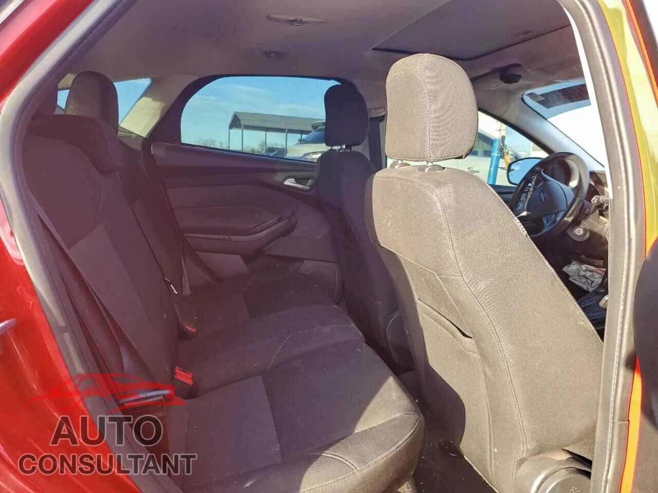 FORD FOCUS 2017 - 1FADP3M27HL284267
