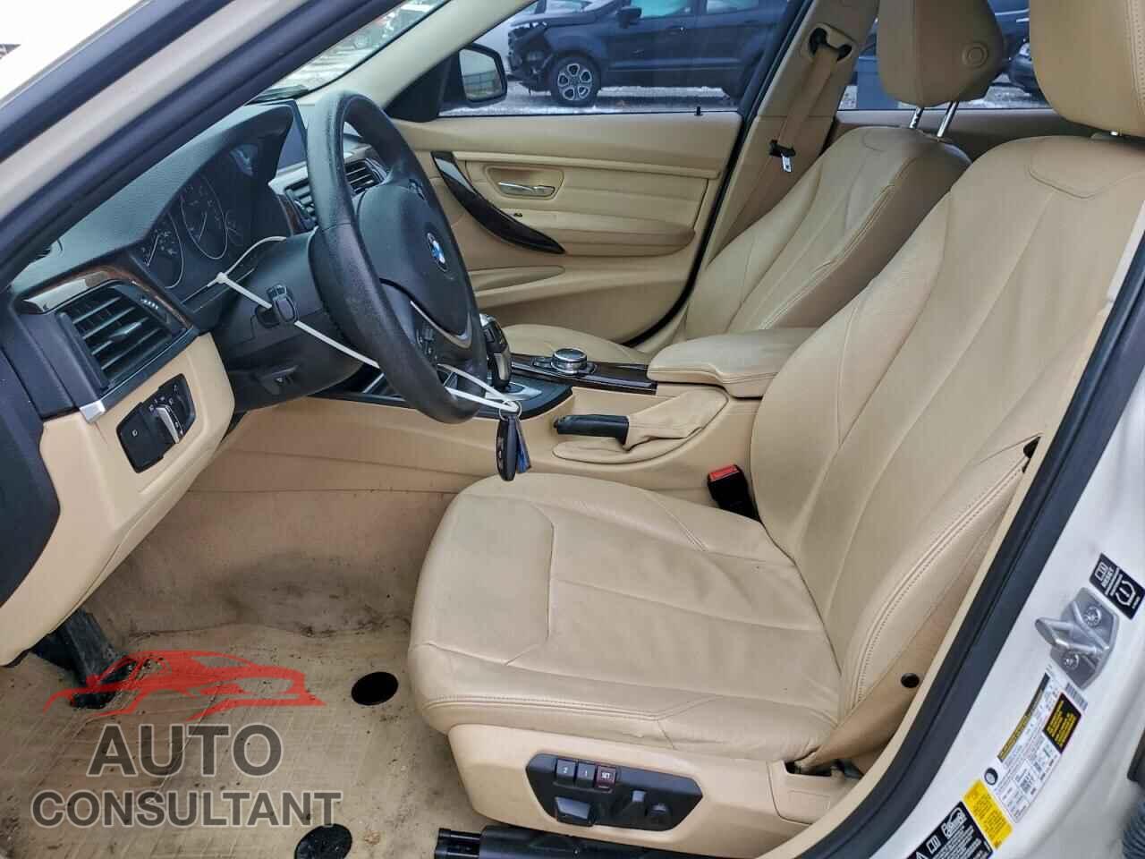 BMW 3 SERIES 2014 - WBA3B5C58EP542485