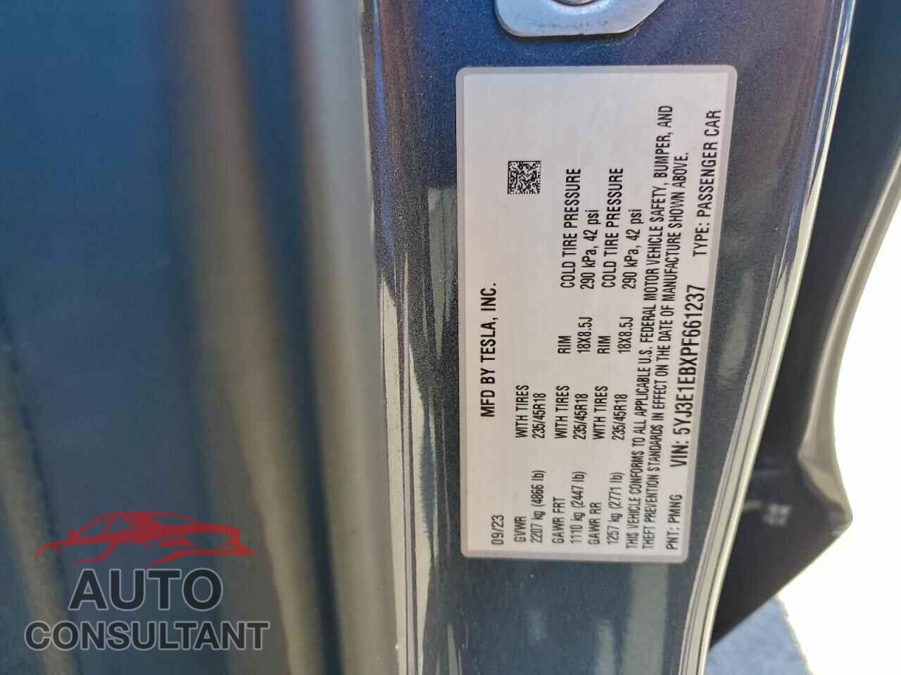 TESLA MODEL 3 2023 - 5YJ3E1EBXPF661237
