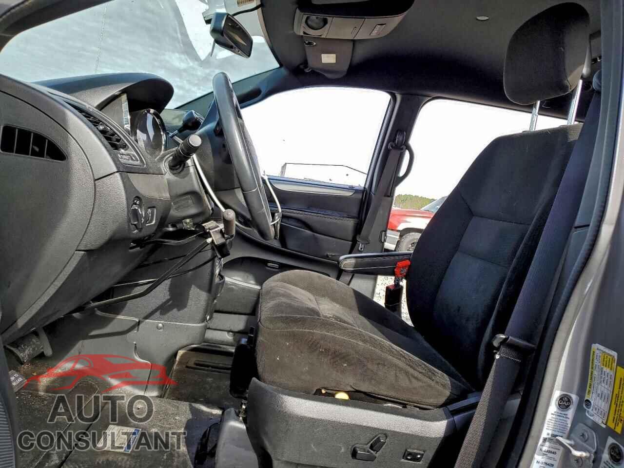 DODGE CARAVAN 2015 - 2C4RDGCG3FR615153