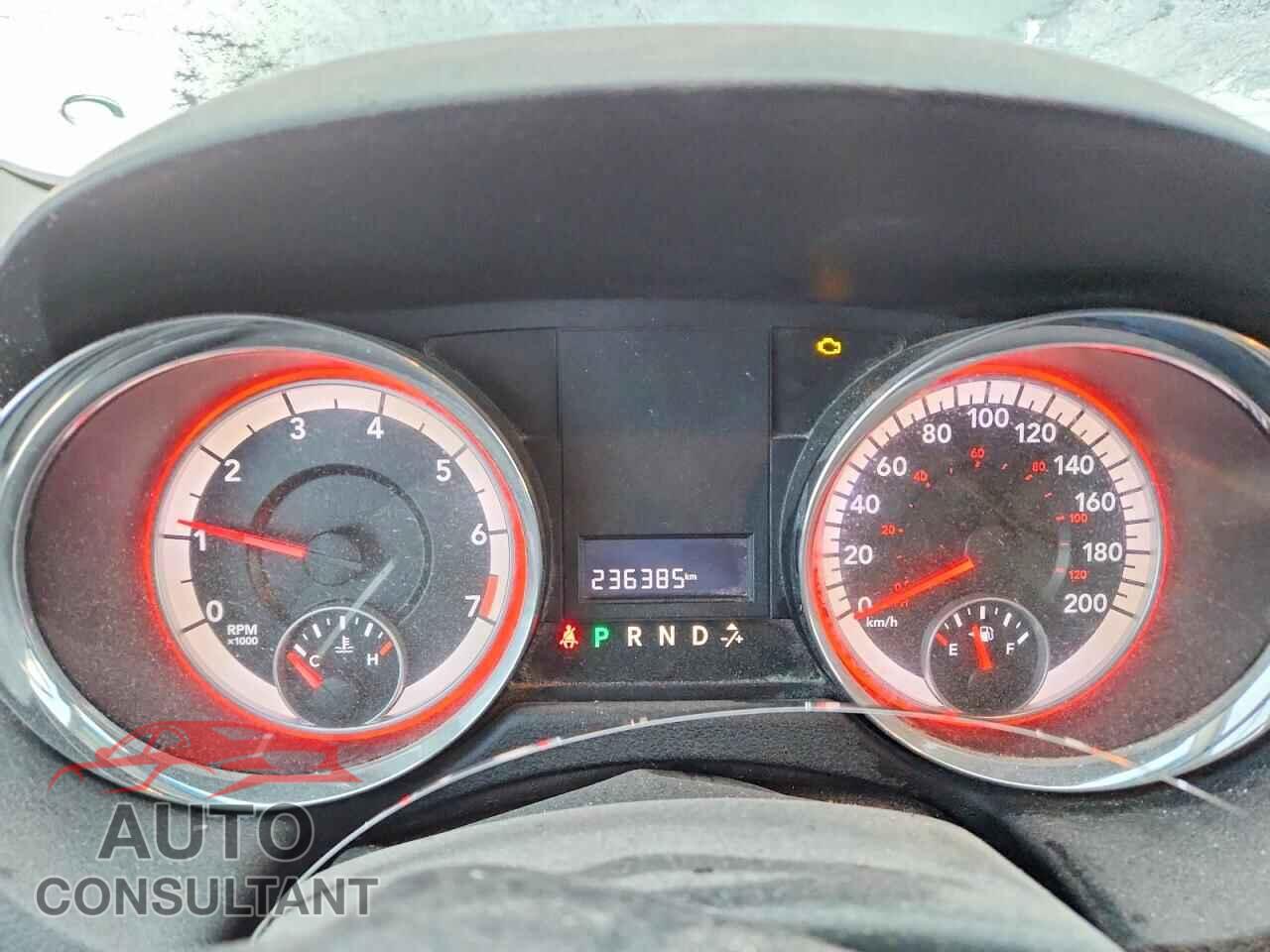 DODGE CARAVAN 2011 - 2D4RN4DG8BR631999