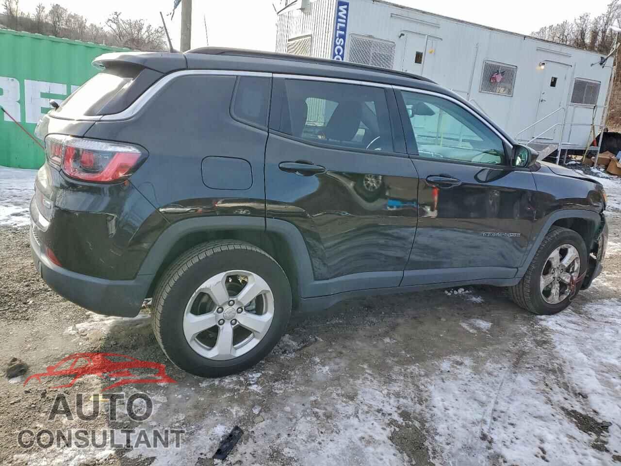 JEEP COMPASS 2018 - 3C4NJDBB3JT239667