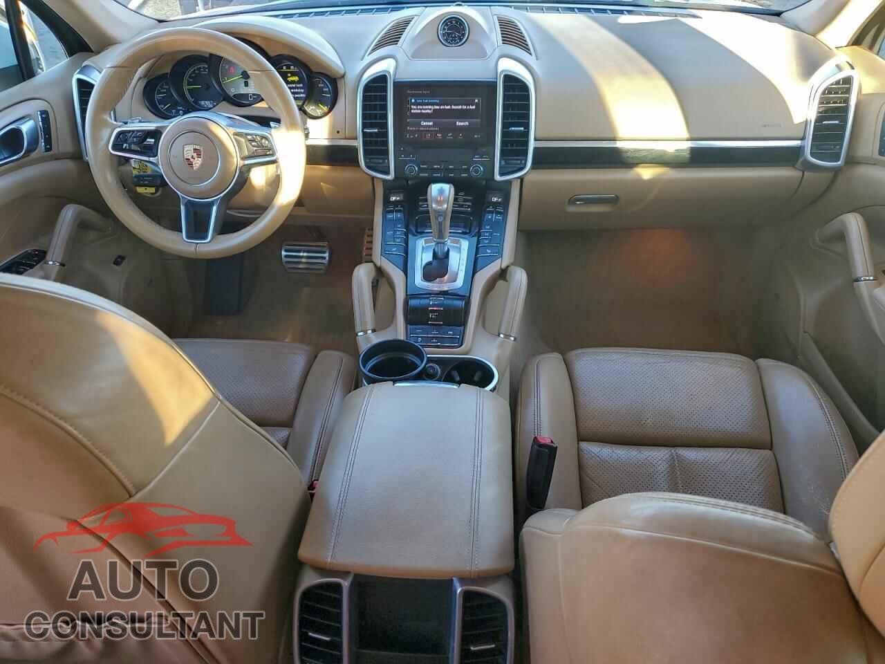 PORSCHE CAYENNE 2017 - WP1AE2A22HLA71632