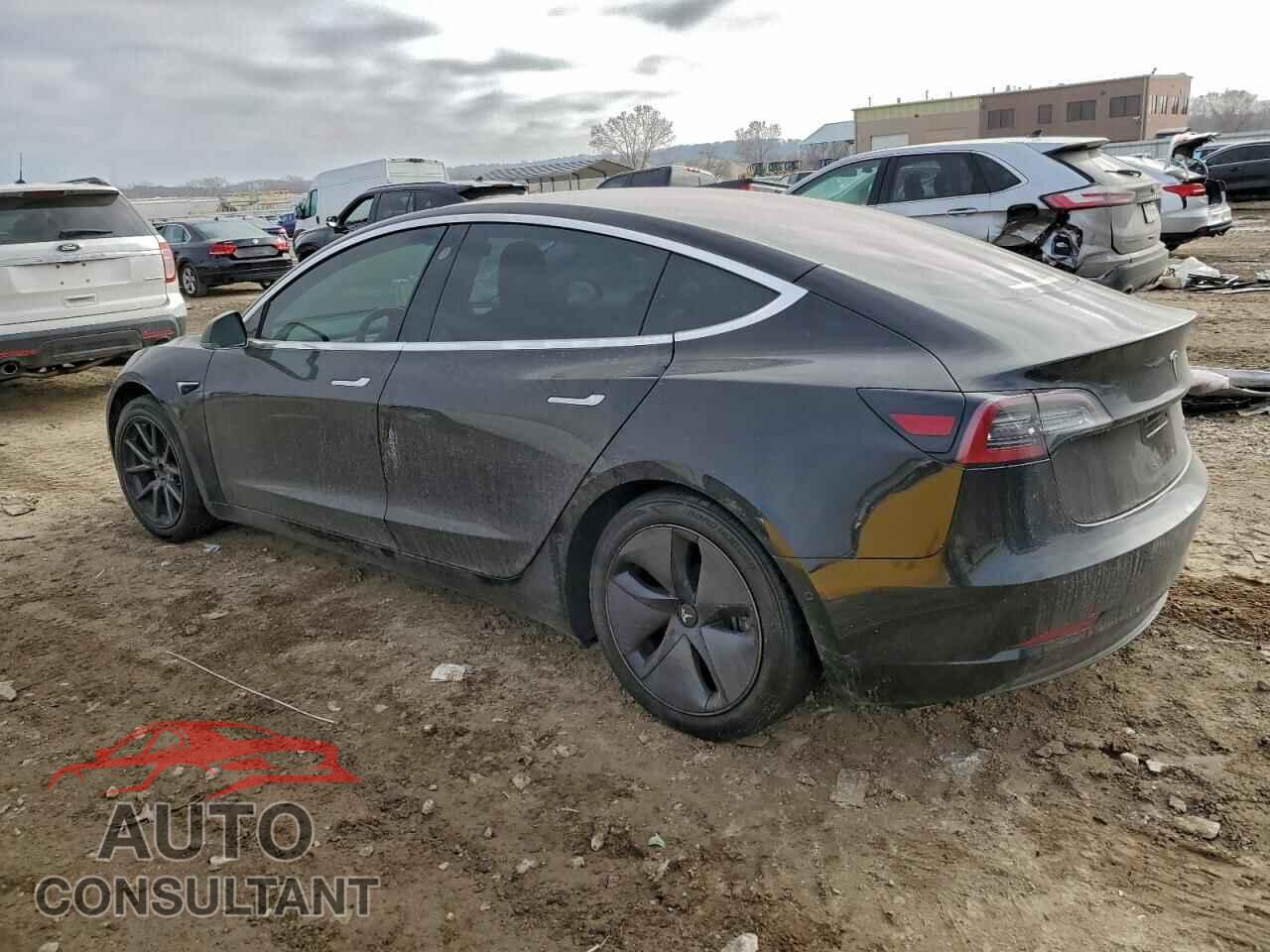TESLA MODEL 3 2018 - 5YJ3E1EBXJF144253