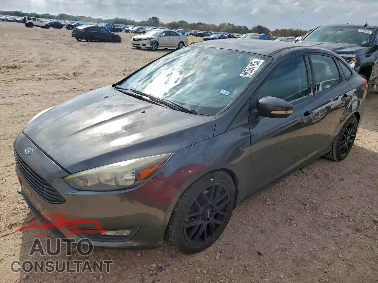 FORD FOCUS 2016 - 1FADP3F23GL286142
