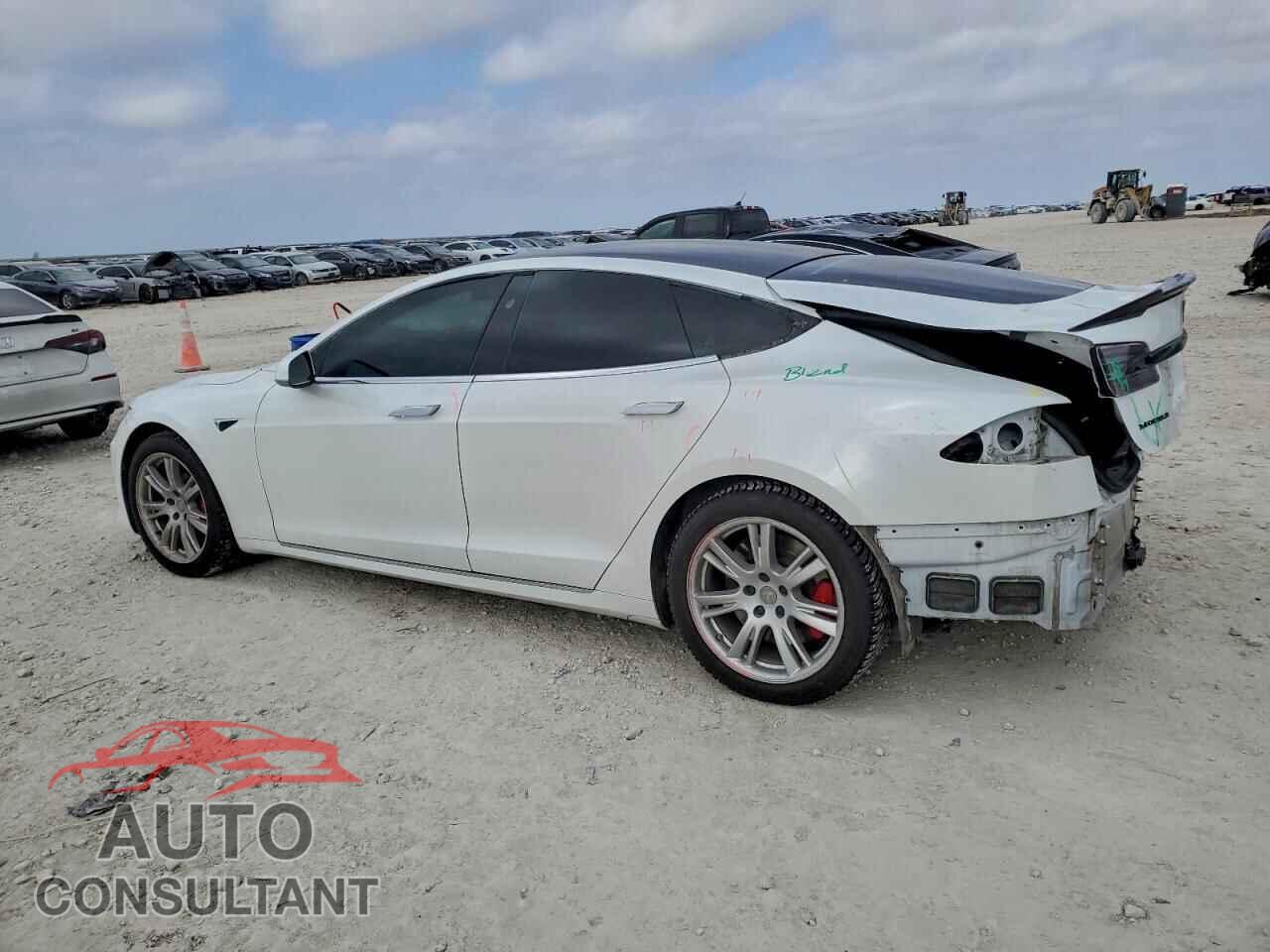 TESLA MODEL S 2020 - 5YJSA1E48LF385191