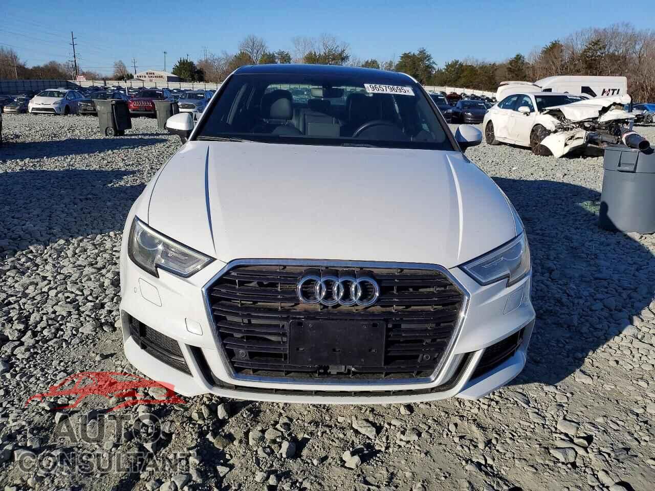 AUDI A3 2017 - WAUGUGFF2H1042793