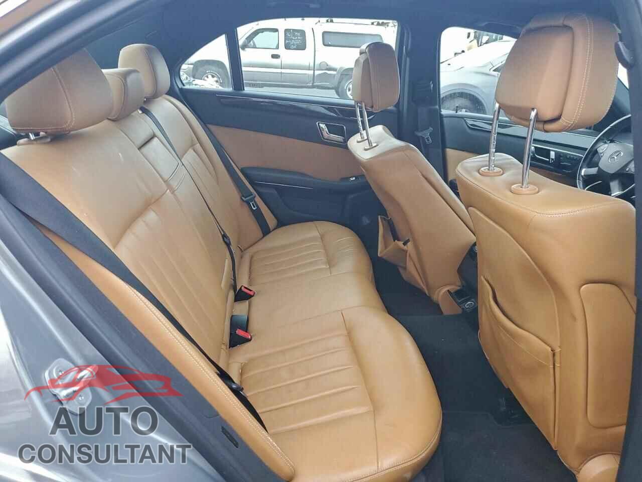 MERCEDES-BENZ E-CLASS 2010 - WDDHF5GB2AA017065