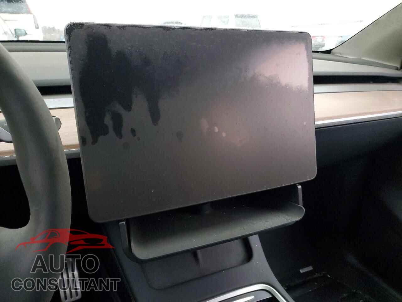 TESLA MODEL Y 2023 - 7SAYGDEF5PF936861