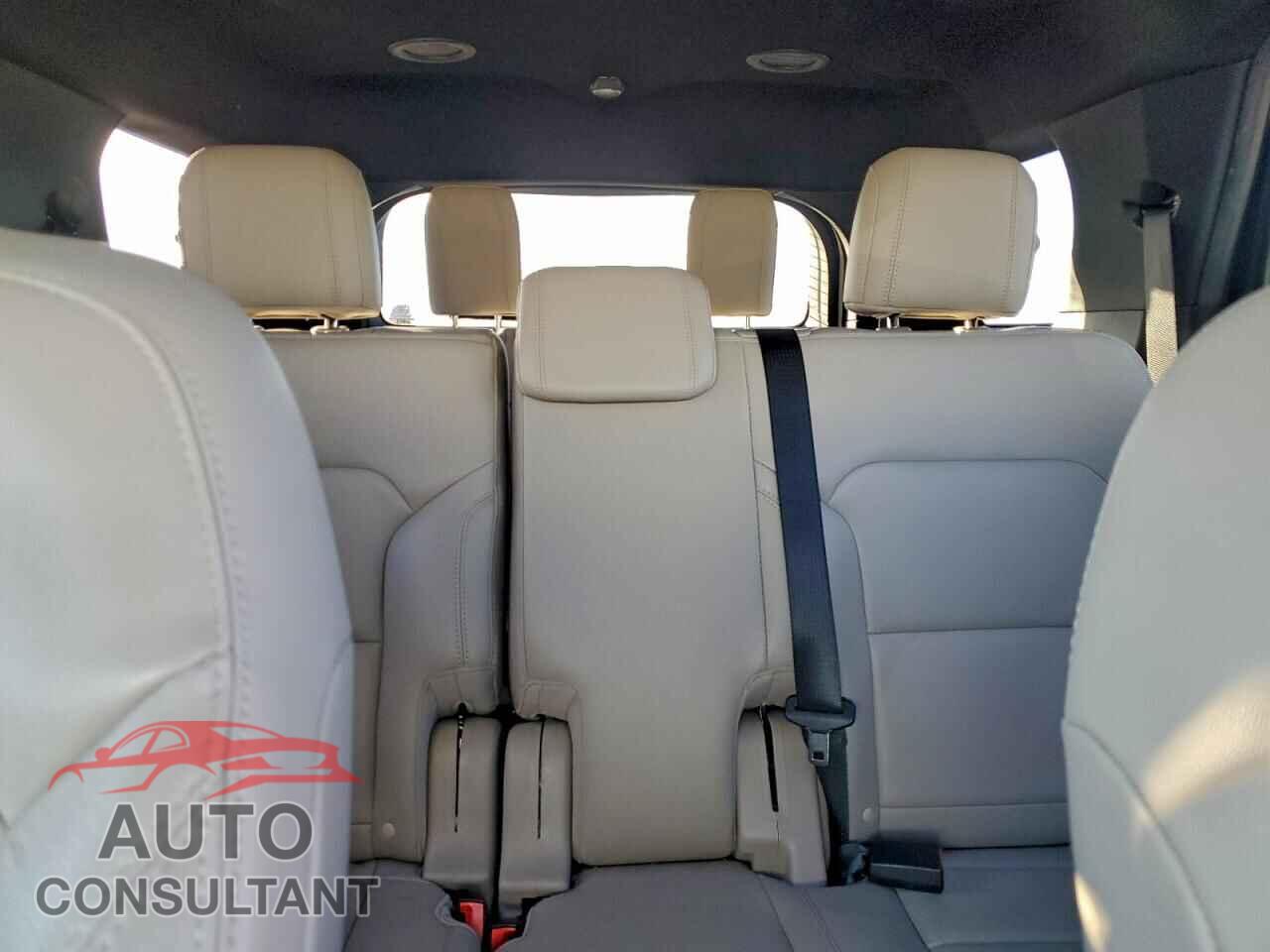 FORD EXPLORER 2018 - 1FM5K7D88JGB75464