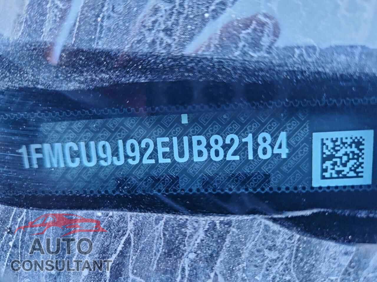 FORD ESCAPE 2014 - 1FMCU9J92EUB82184