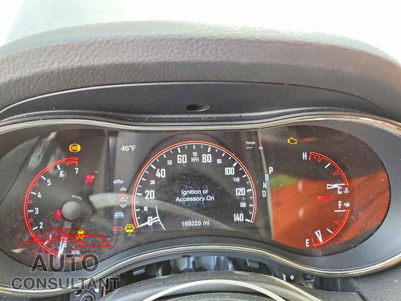 DODGE DURANGO 2018 - 1C4RDJDG3JC282272
