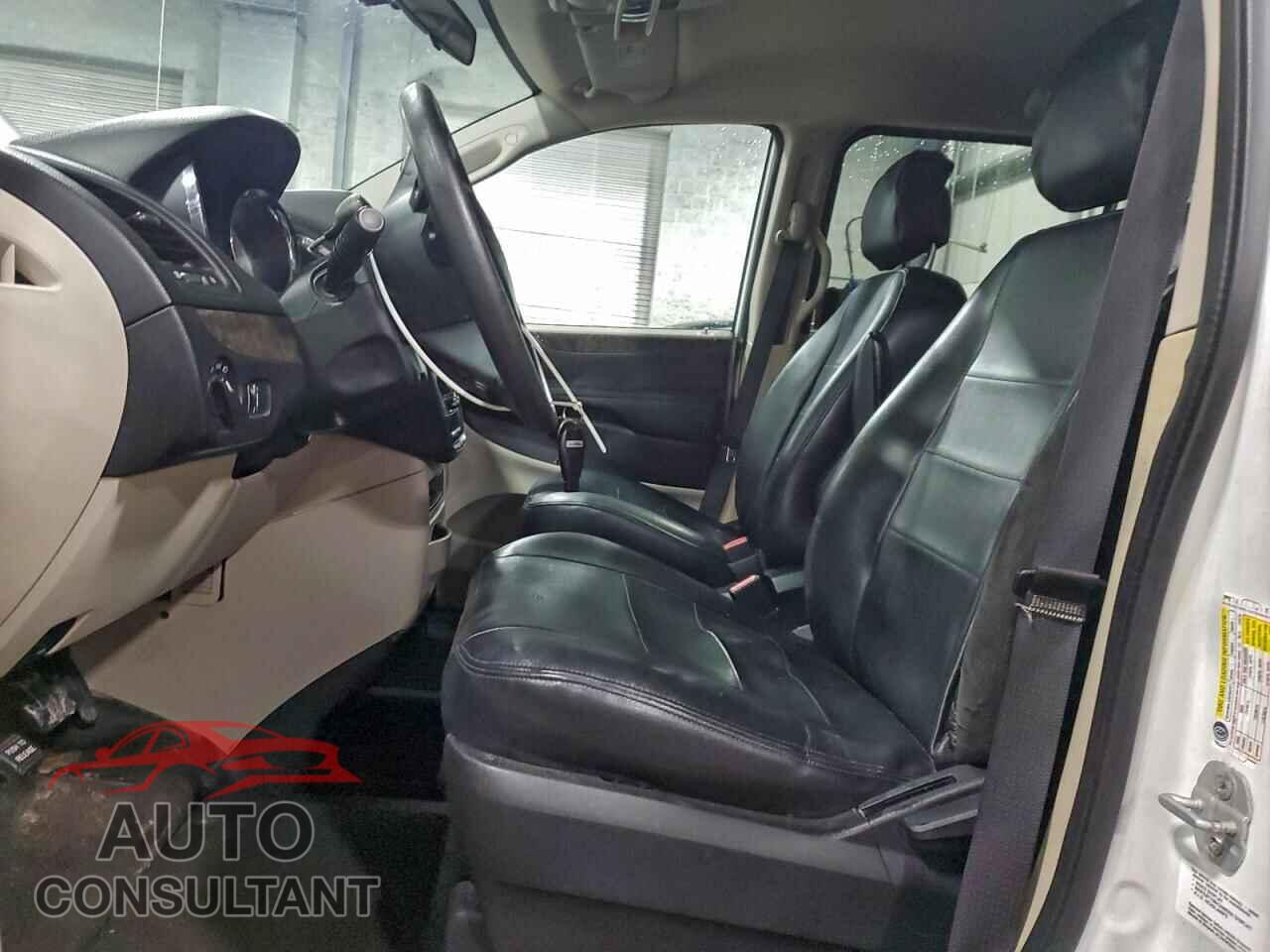 DODGE CARAVAN 2011 - 2D4RN4DG1BR795420