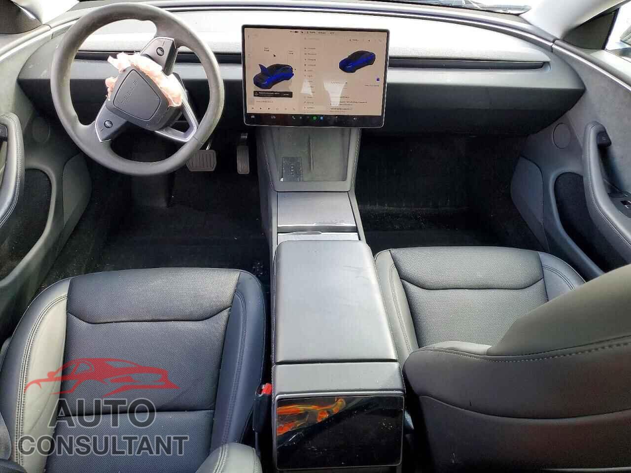 TESLA MODEL 3 2024 - 5YJ3E1EB3RF735021