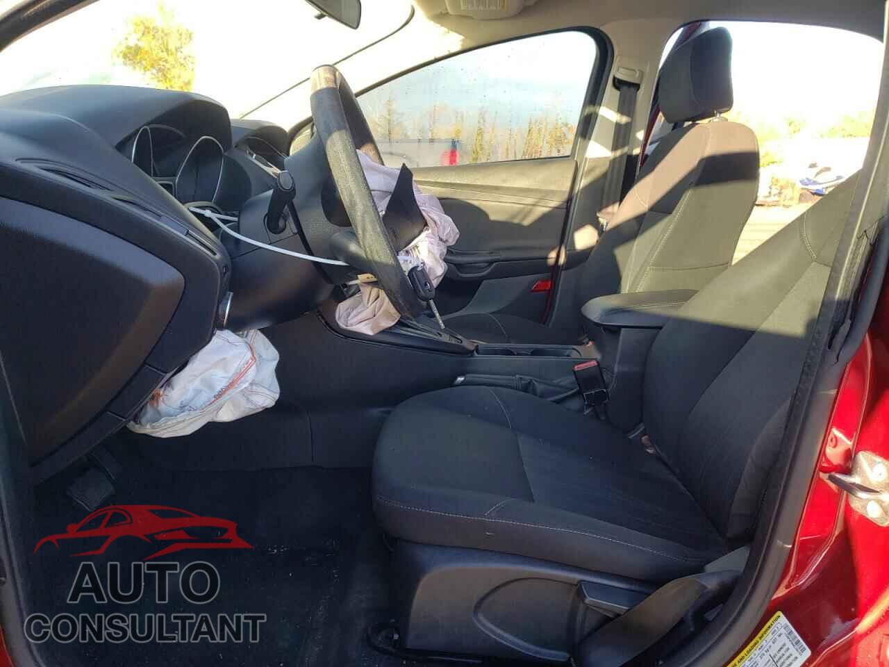 FORD FOCUS 2017 - 1FADP3FE6HL346197