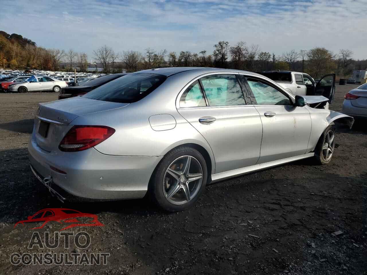 MERCEDES-BENZ E-CLASS 2017 - WDDZF4KB0HA025522