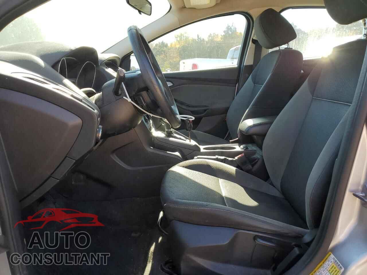 FORD FOCUS 2014 - 1FADP3F25EL343860