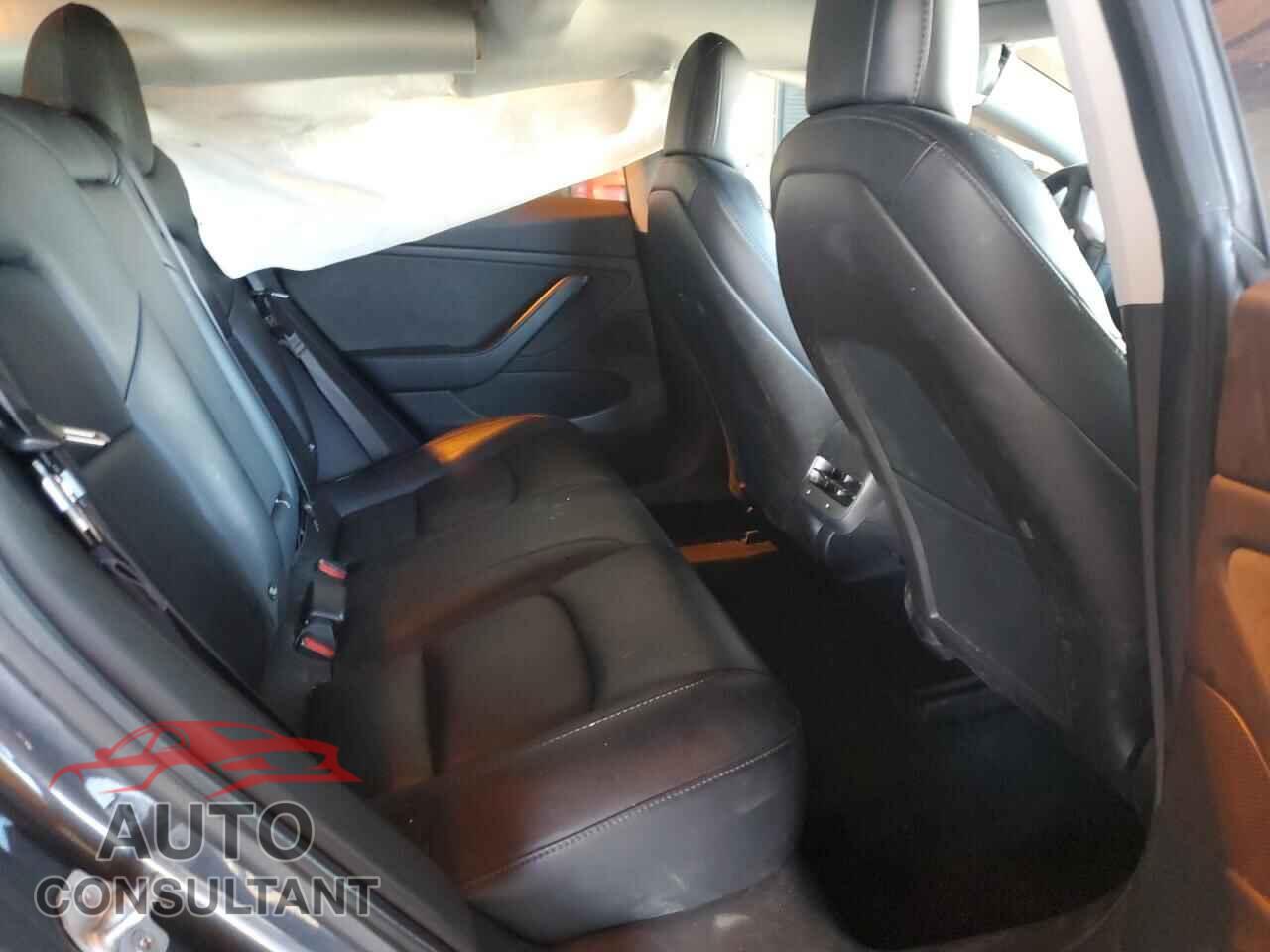 TESLA MODEL 3 2018 - 5YJ3E1EA6JF045288