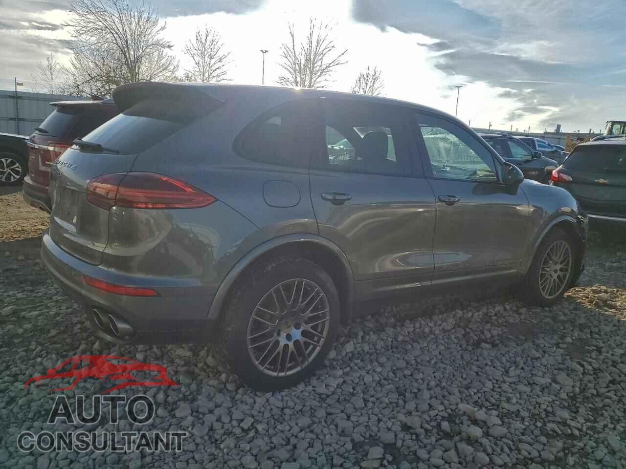 PORSCHE CAYENNE 2016 - WP1AB2A27GLA95643