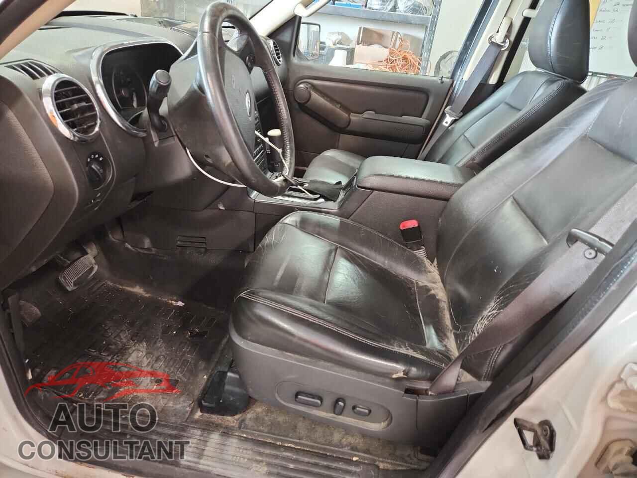 FORD EXPLORER 2010 - 1FMEU5D85AUA08026