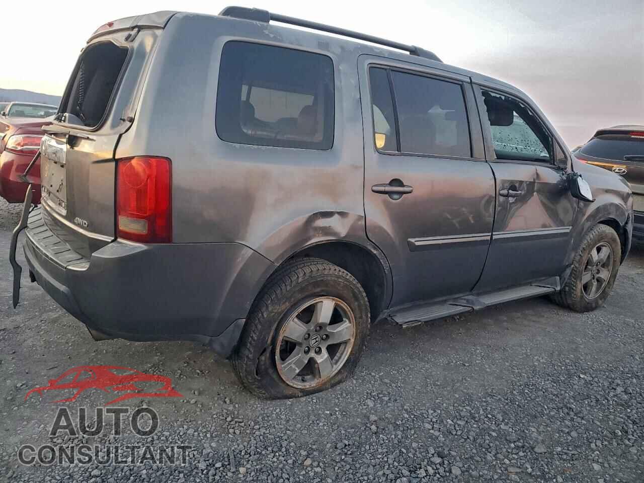 HONDA PILOT 2011 - 5FNYF4H56BB076593