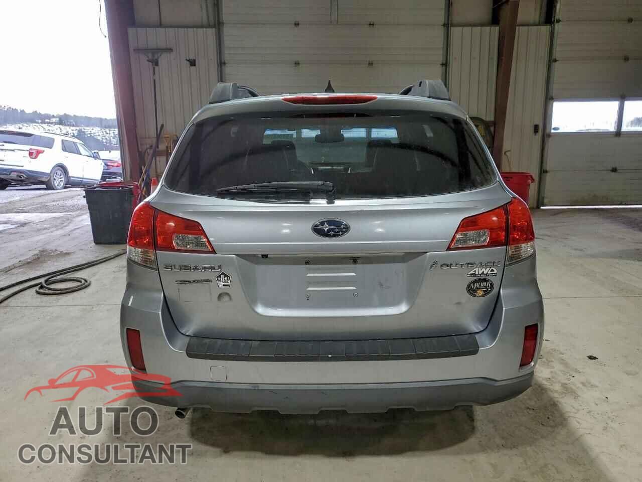 SUBARU OUTBACK 2013 - 4S4BRBKC8D3203364