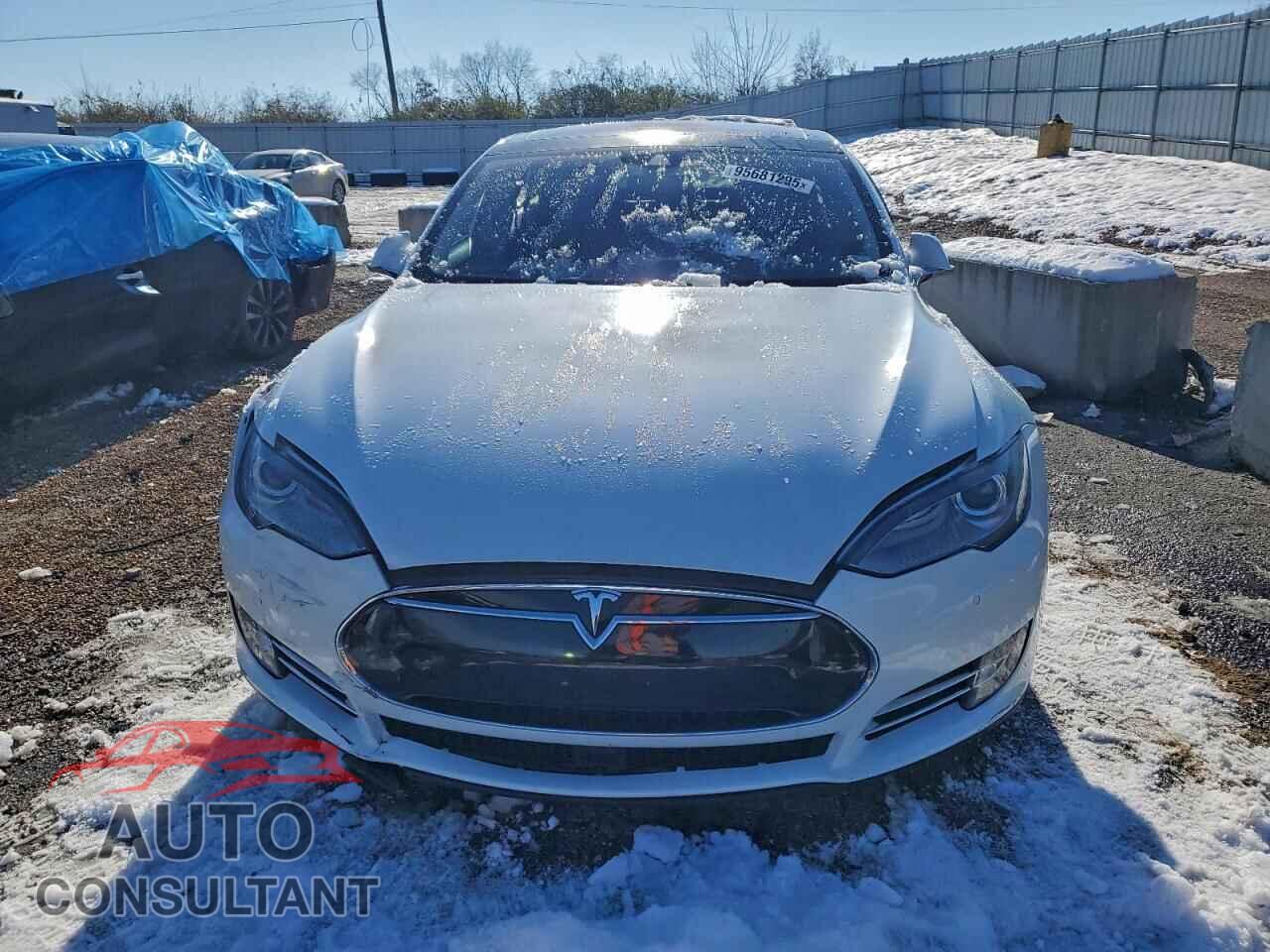 TESLA MODEL S 2015 - 5YJSA1S20FF096524