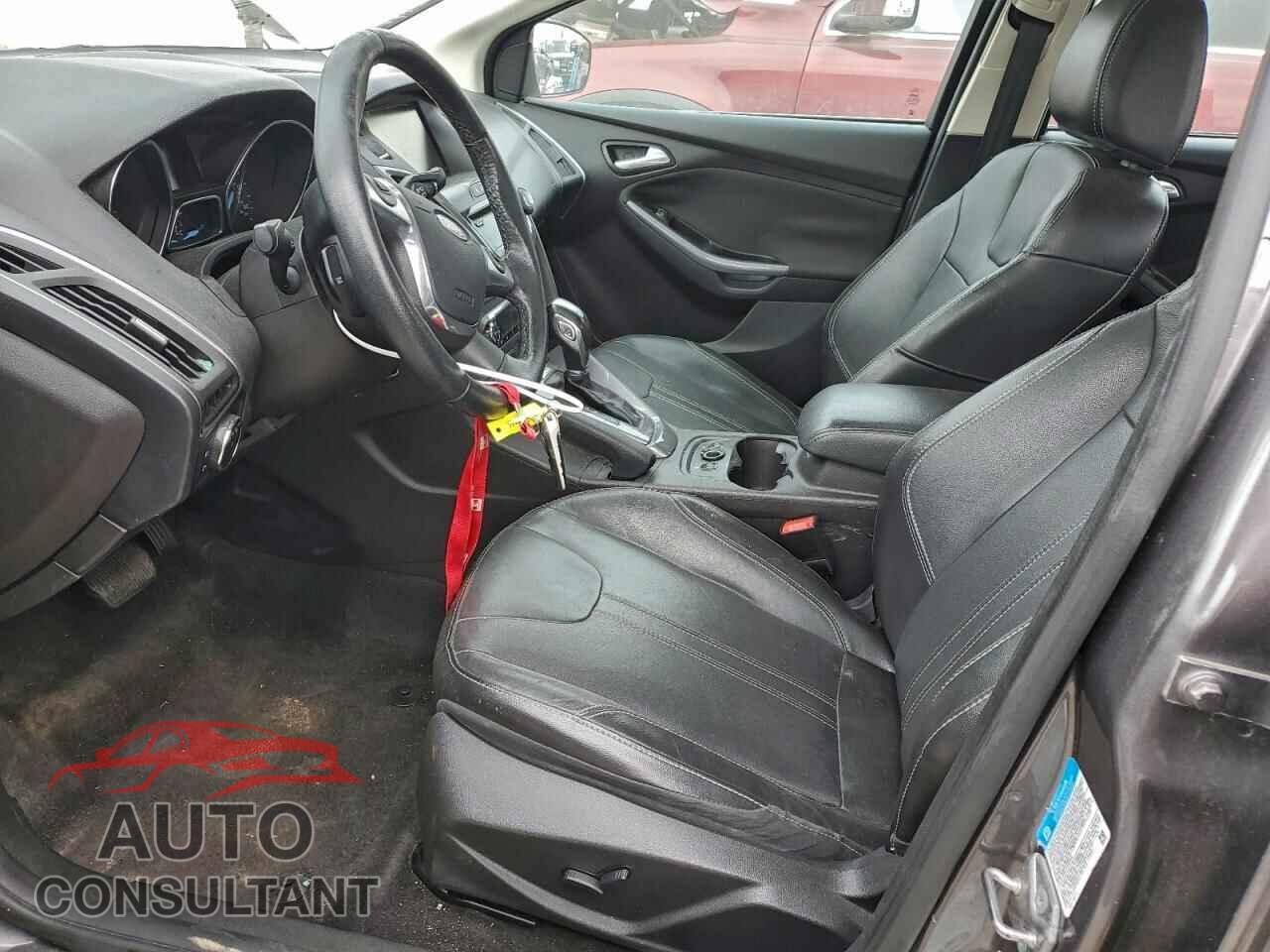 FORD FOCUS 2014 - 1FADP3J2XEL357647
