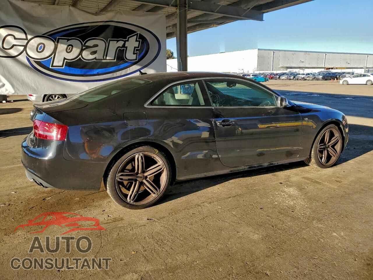 AUDI S5/RS5 2010 - WAUCVBFR1AA028785