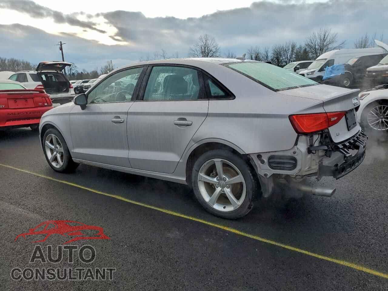 AUDI A3 2015 - WAUBFGFF4F1047849