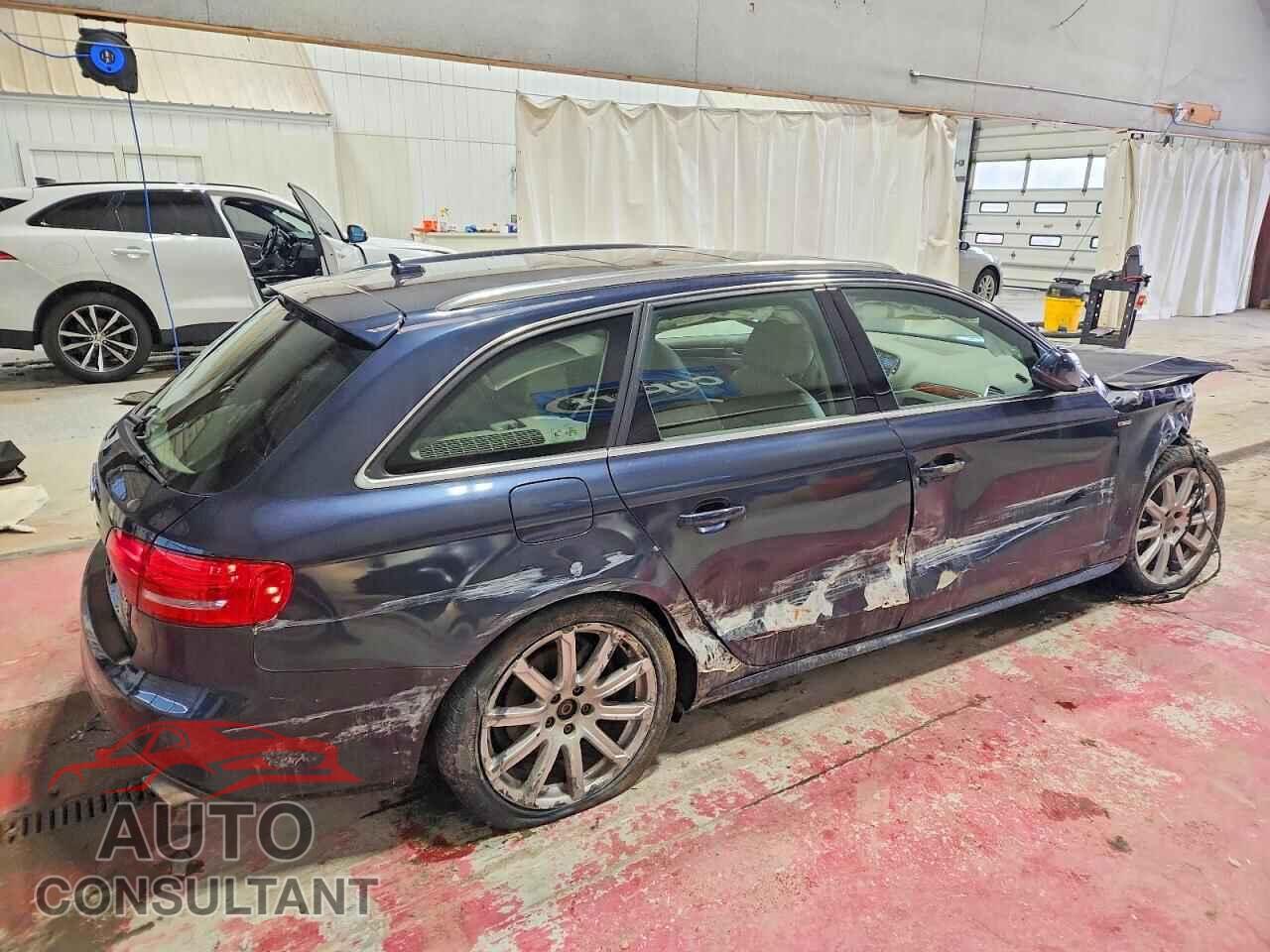 AUDI A4 2012 - WAUWFAFL5CA015573